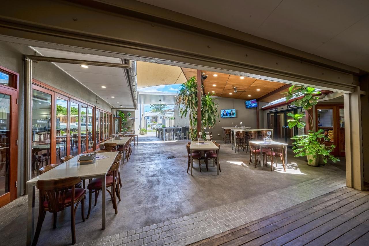 Yandina Hotel Kültér fotó